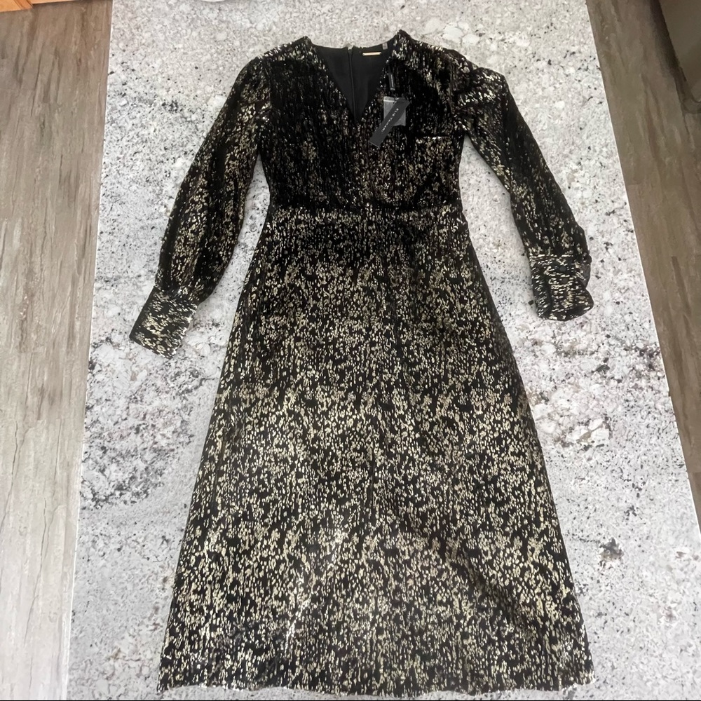 Elie Tahari Long Sleeve Dress